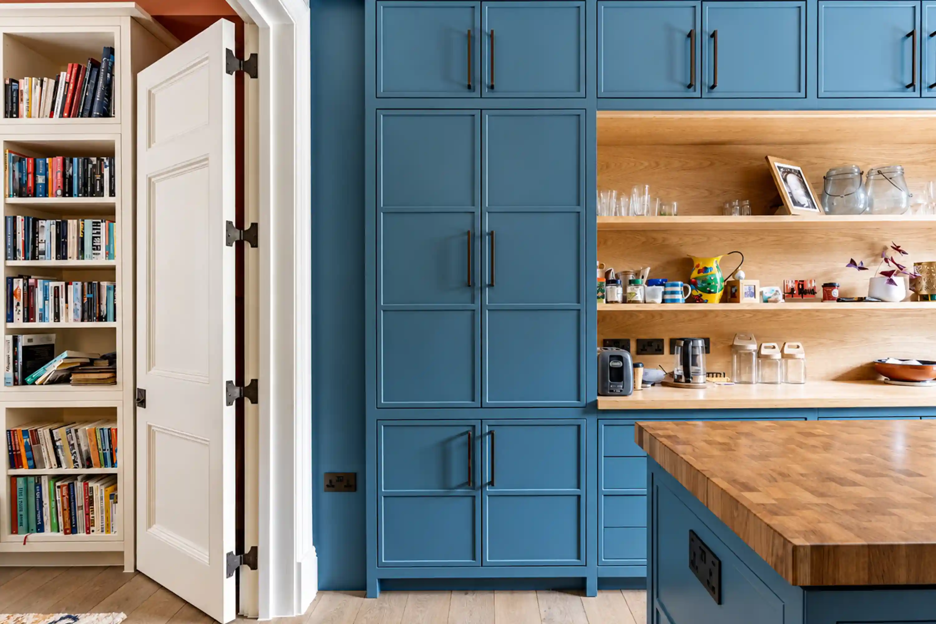 Bespoke joinery crafted by Solmaz in London