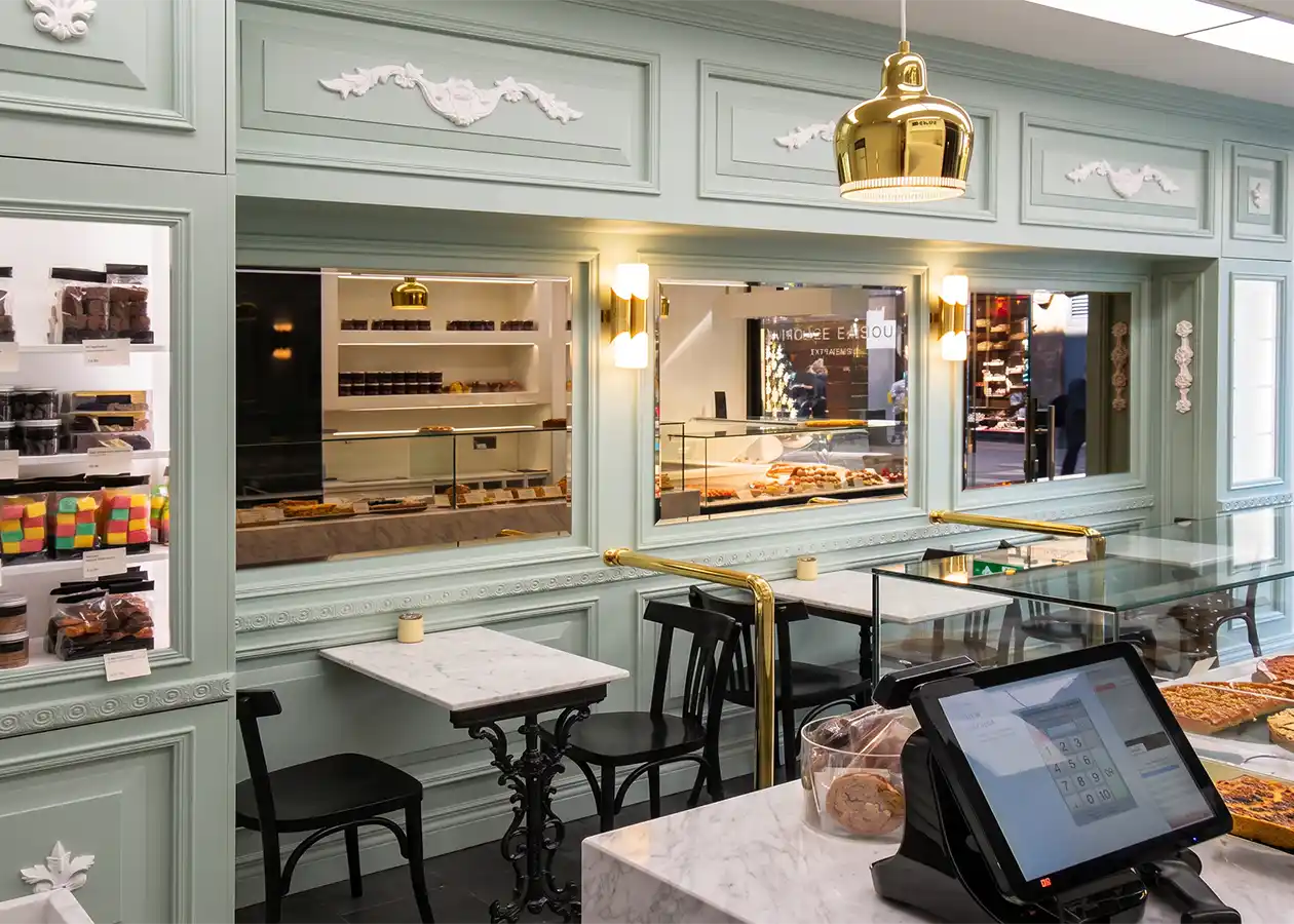 Considered craftsmanship in bespoke joinery by Solmaz.